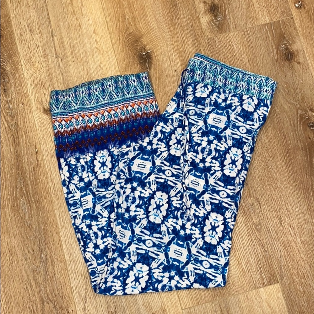Beautiful Bohemian style lightweight pants size L
